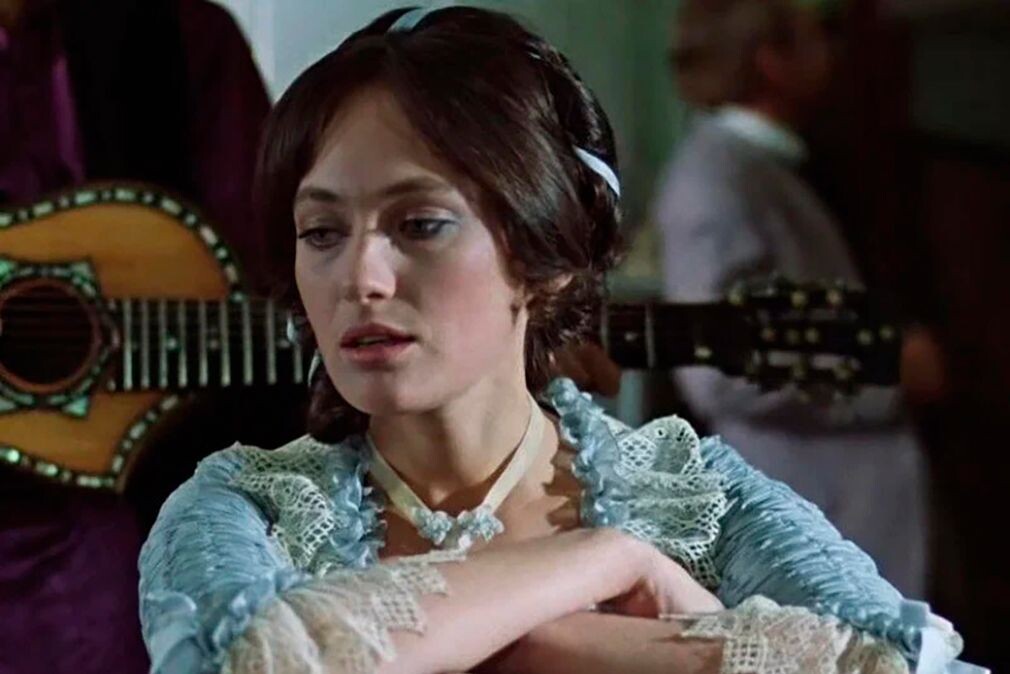 Лариса Гузеева в роли Ларисы Дмитриевны