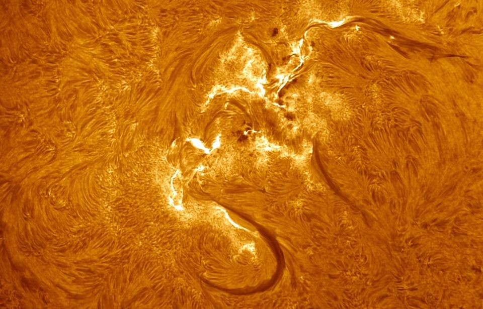    Вспышки на Солнце. Источник: Алексей Поляков