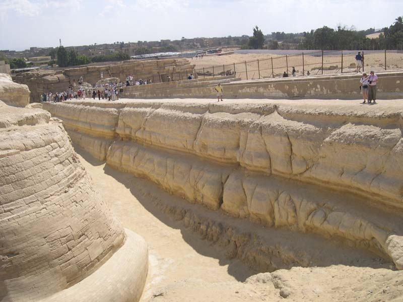 Стенка траншеи возле Сфинкса