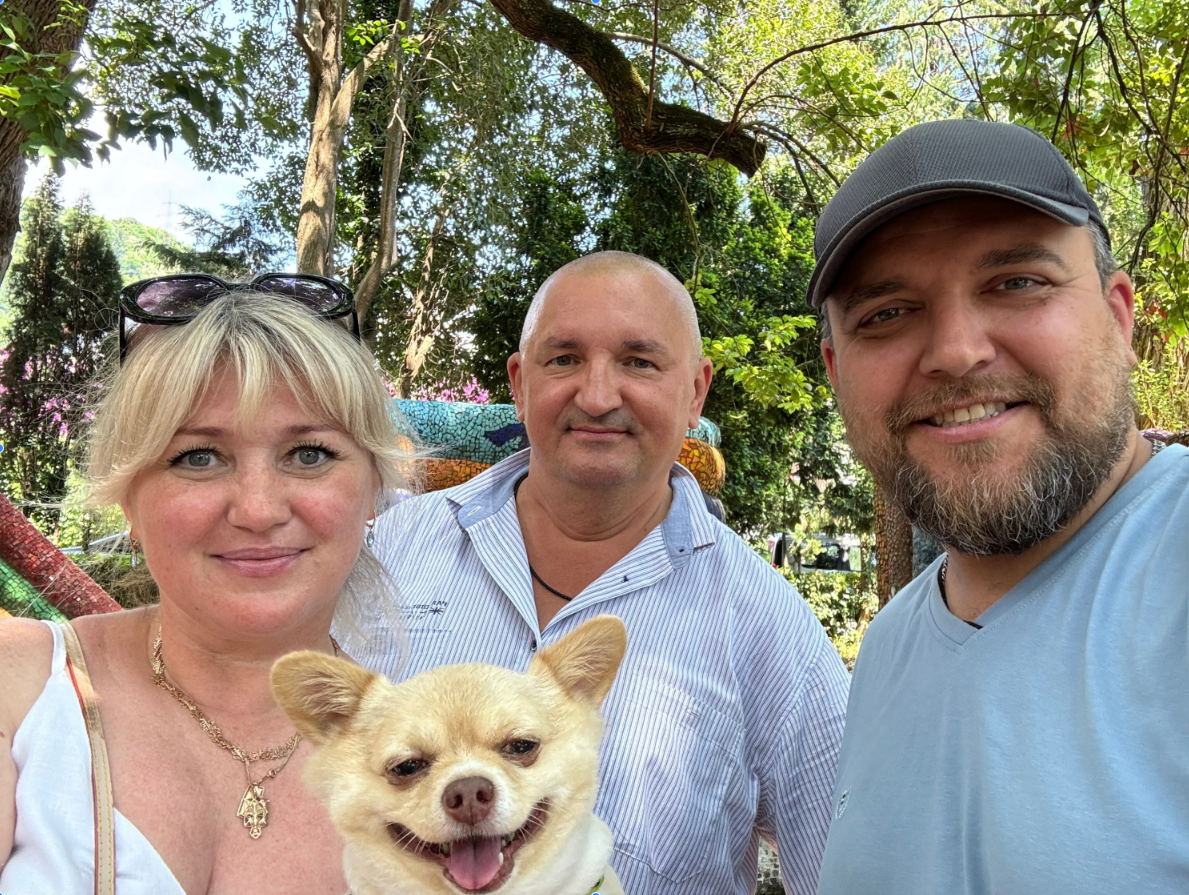 Мы с Сергеем поедим в Абхазию на день рождения нашей дочки Анастасии.