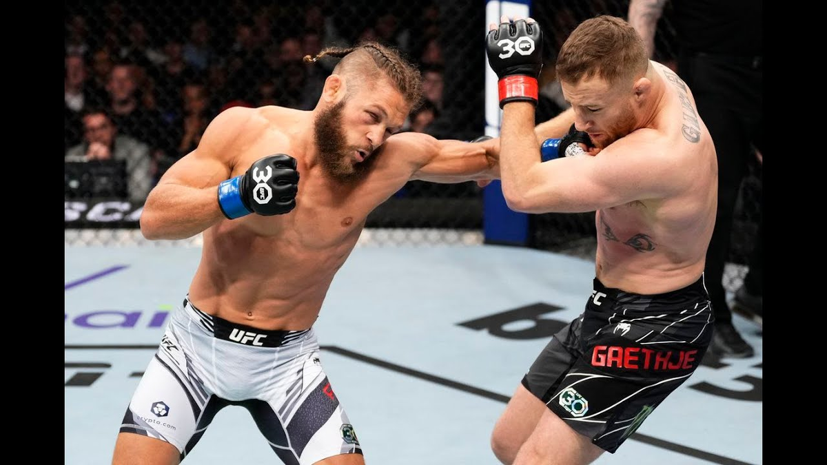 - Э! Не бей так сильно, брат.