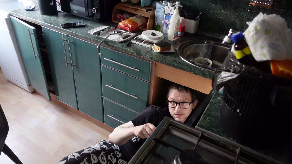 Поймала папу врасплох 😁