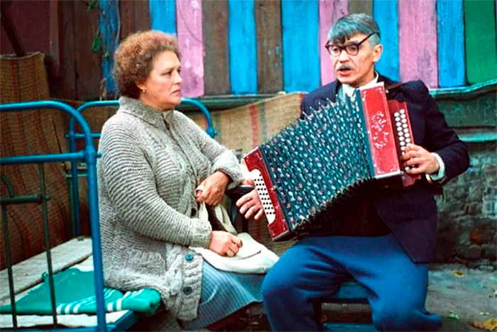 Кадр из фильма "Родня"