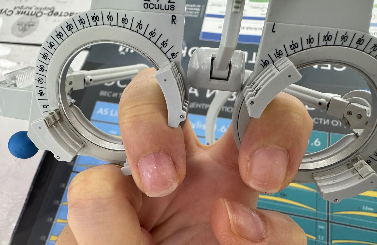 Здесь линз нет :)