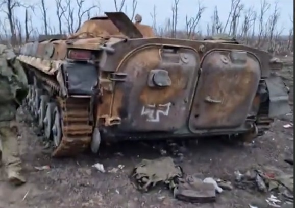 Ещё одна уничтоженная в зоне проведения СВО украинская БМП-1 с крестами, источник – Телеграм-канал РИА ДНР
