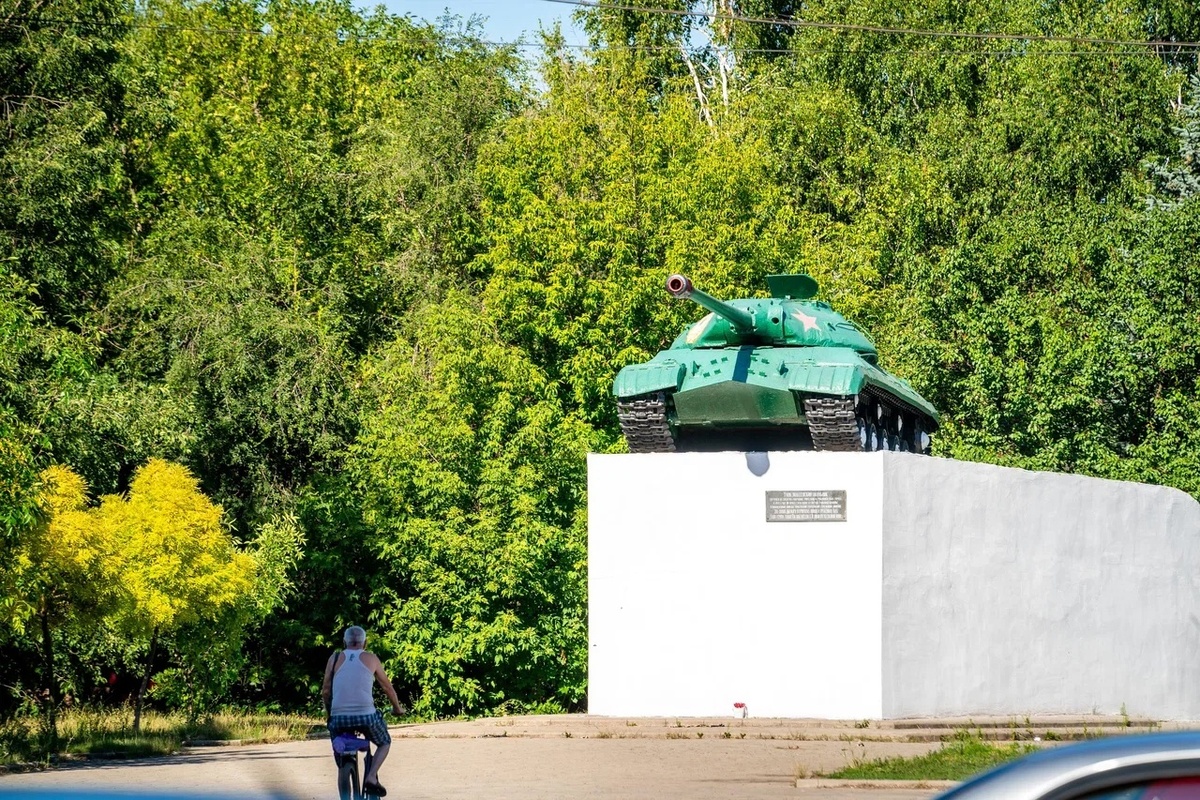    Югра облагородит территорию возле памятного знака в Макеевке