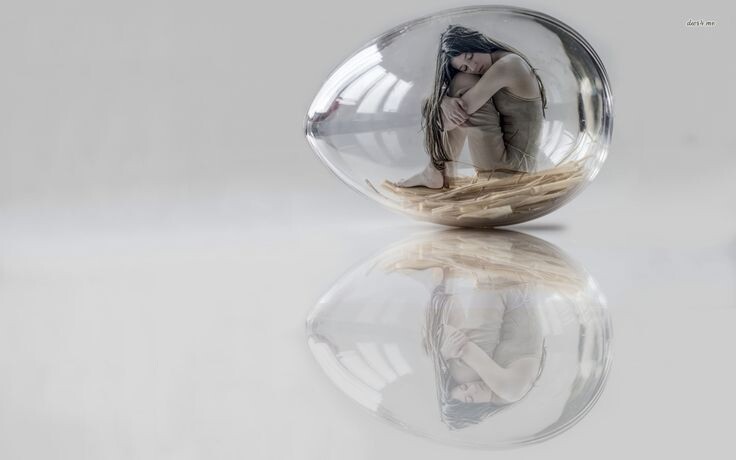 Слова токсичного партнера становятся тюрьмой.Вы верите, что заслужили эту боль, и даже попытка вырваться кажется предательством. Но по факту, клетка(ограничения) открыта - а ключ в вашей руке!