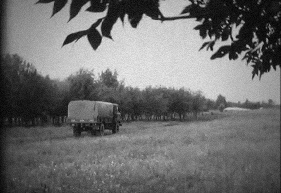 Отъезд экспедиционного транспорта.
