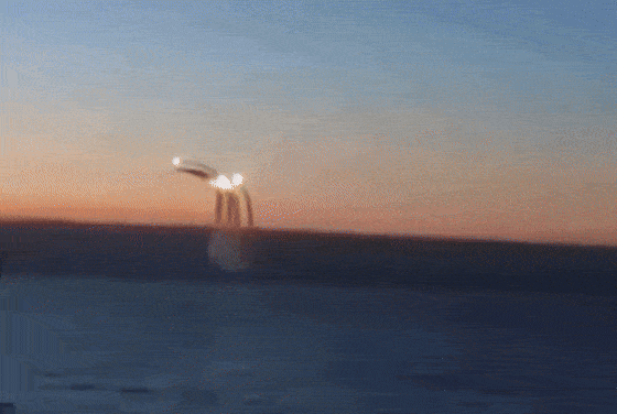    Русские корабли запускают крылатые ракеты//Видео с ТГ-канала "Военная хроника"