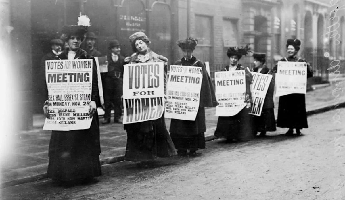Истоки праздника: от протестов до глобального признания