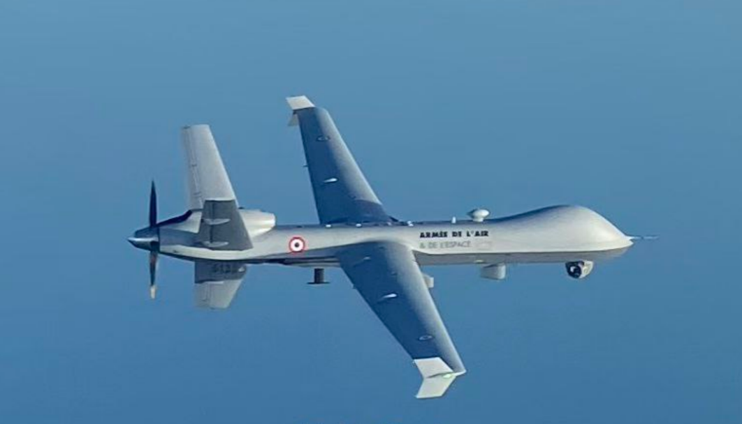Беспилотник ВКС Франции MQ-9 Reaper в объективе лётчиков российского истребителя Су-35. В неформальных разговорах они тоже заявляют, что "французы обнаглели". Фото ТГ FB