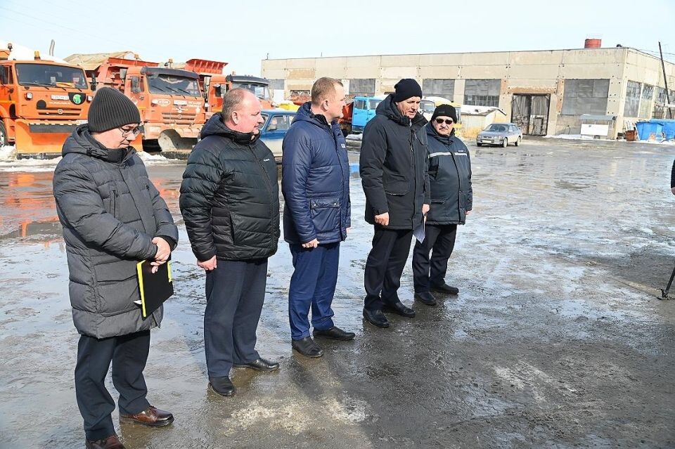    Смотр противопаводковой техники. Источник: barnaul.org