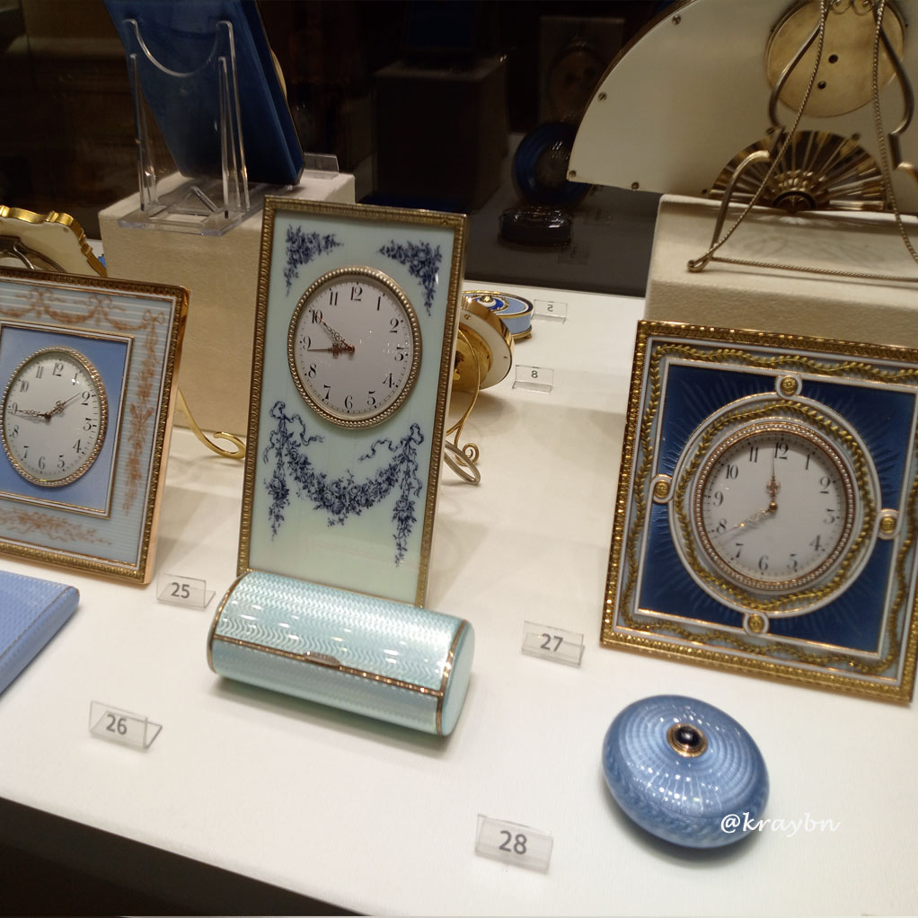 Экспонаты музея Фаберже (драгоценности настоящие!)