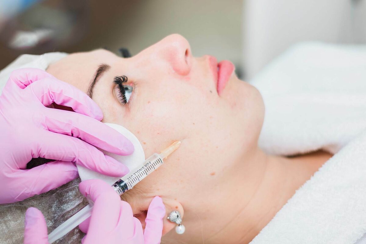 ИМЕЮТСЯ ПРОТИВОПОКАЗАНИЯ, НЕОБХОДИМА КОНСУЛЬТАЦИЯ СПЕЦИАЛИСТА