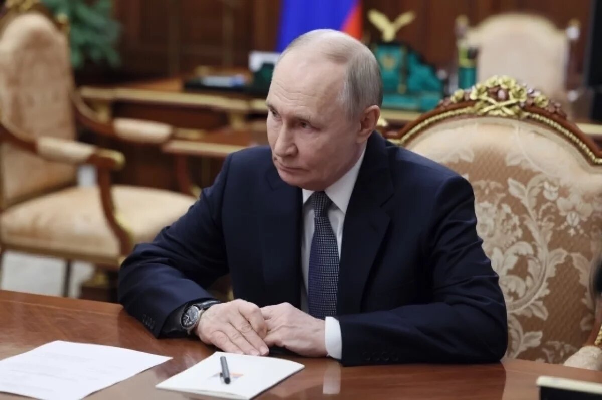    Песков: Путин в пятницу проведет международный телефонный разговор