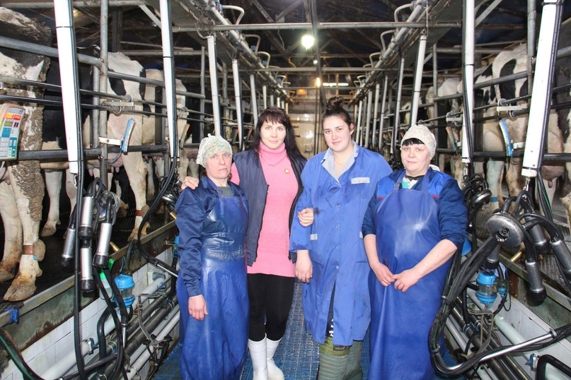 Труженицы «Истока»: Ю.В. Баскова, Н.В. Русинова, А.В. Сидоренко, Ю.А. Будакова.