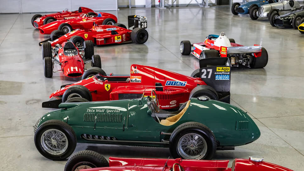 Коллекция автомобилей «Формулы-1» Берни Экклстоуна.📷Фото: Tom Hartley Jnr