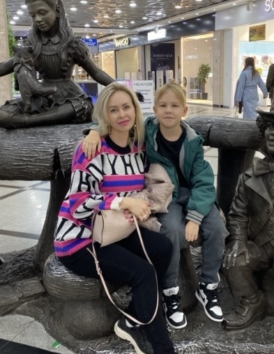 Игорь с мамой