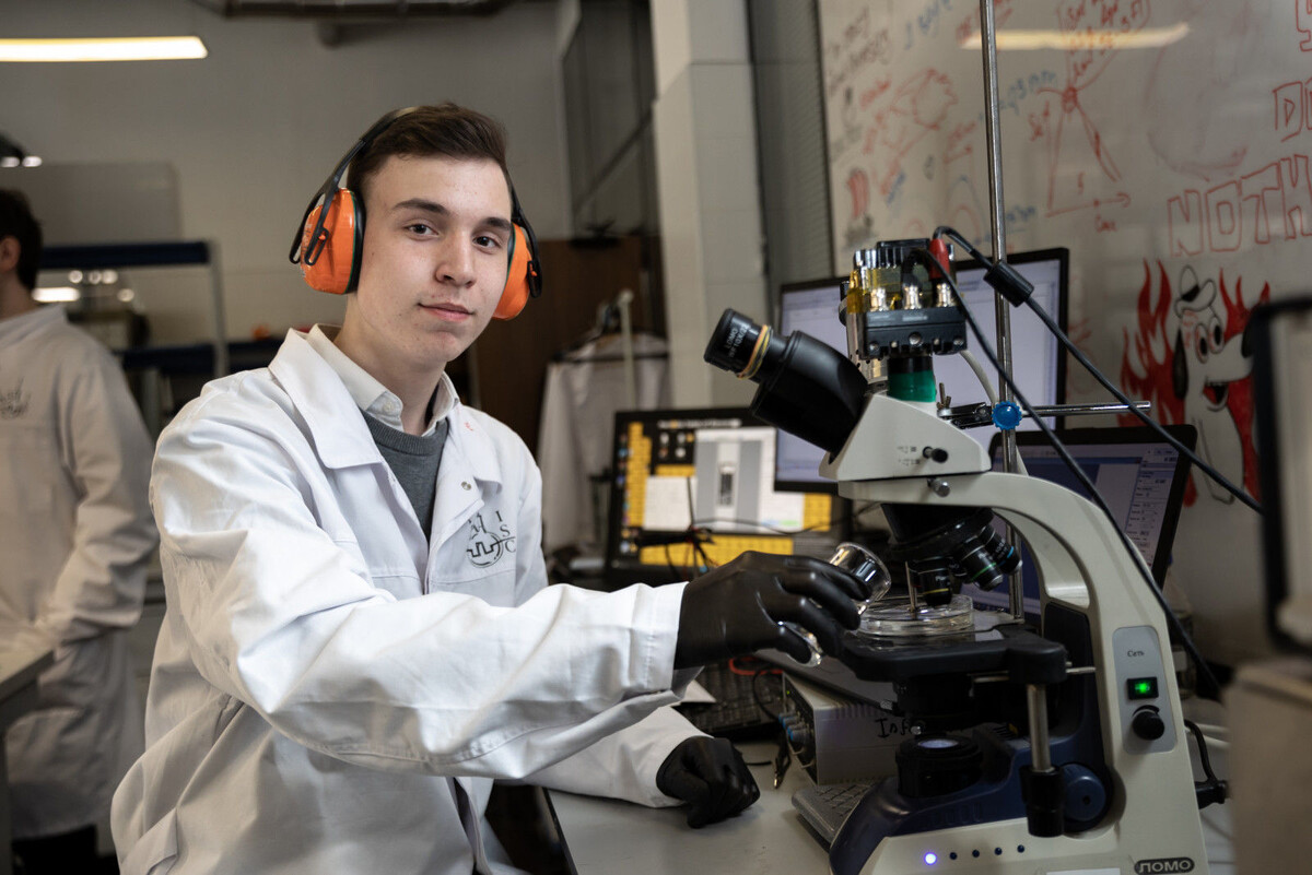    Искусственный интеллект и химия: новый взгляд на будущее