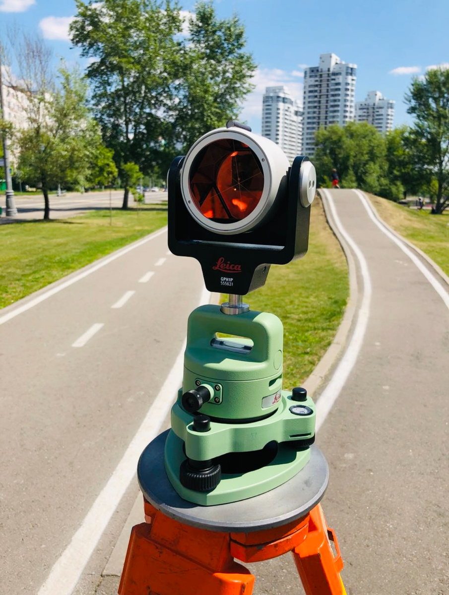 Высокотоный отражатель Leica GPH1P центриром