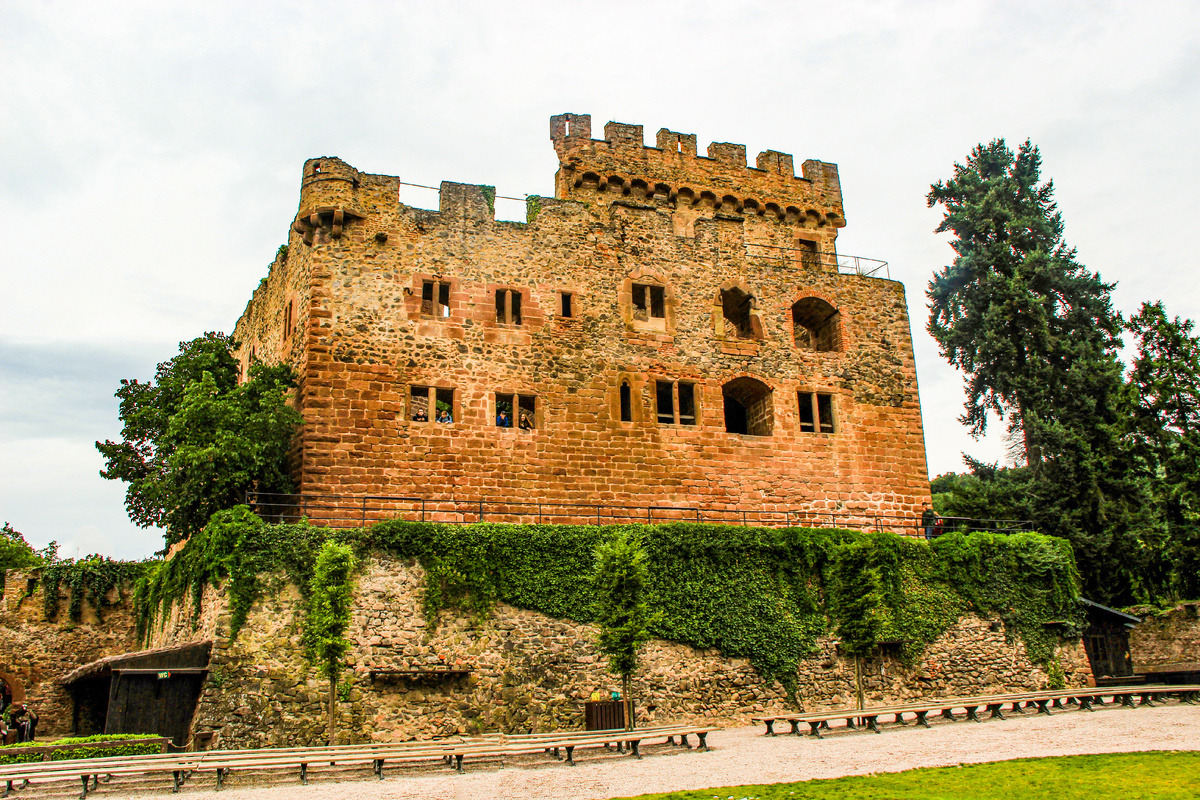 Замок Кинцхайм 