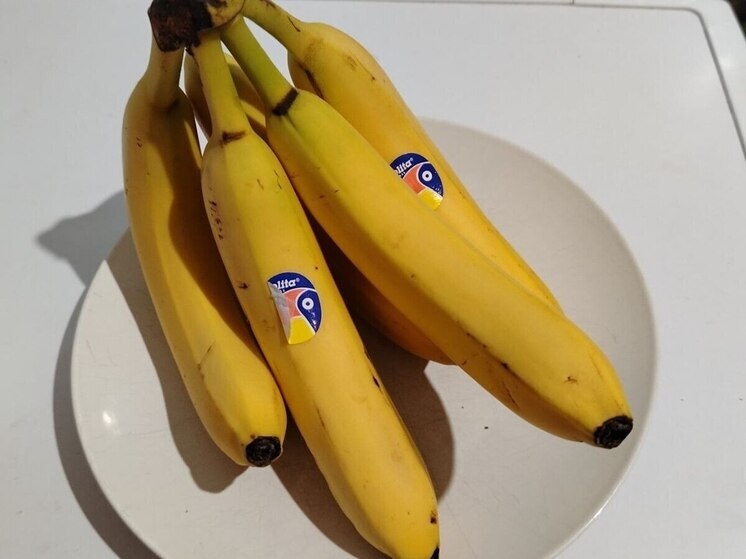     При дивертикулезе следует ограничить потребление плодов, в которых много семечек. Фото: «МК в Великом Новгороде»