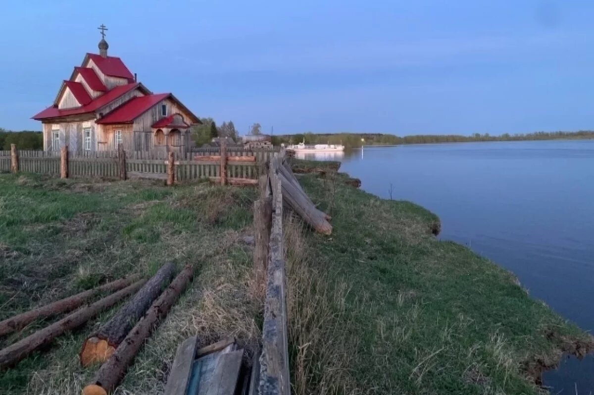    На севере Омской области укрепляют берег реки Ишим