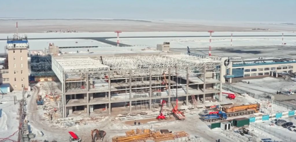    Как выглядит новый пассажирский терминал, строительство которого продолжается в Оренбурге? Объект должен быть готов уже через 9 месяцев