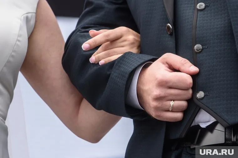 С начала года тюменцы заключили 770 брачных союзов
Фото: Илья Московец © URA.RU