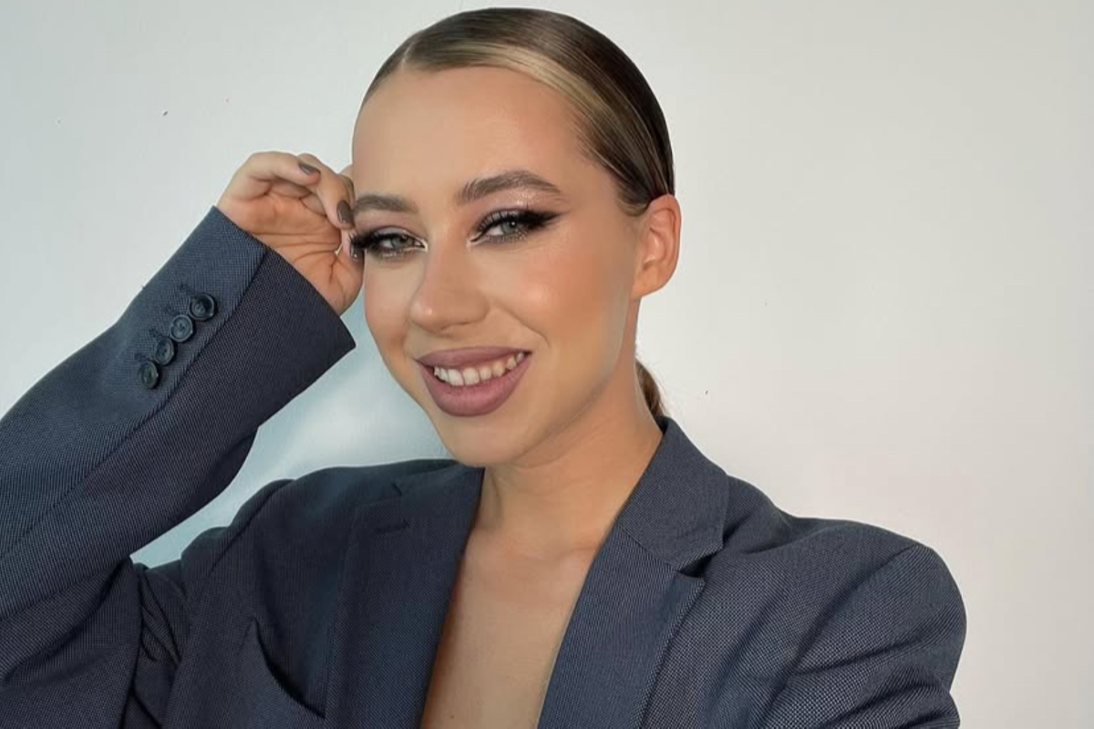    Александра Митрошина