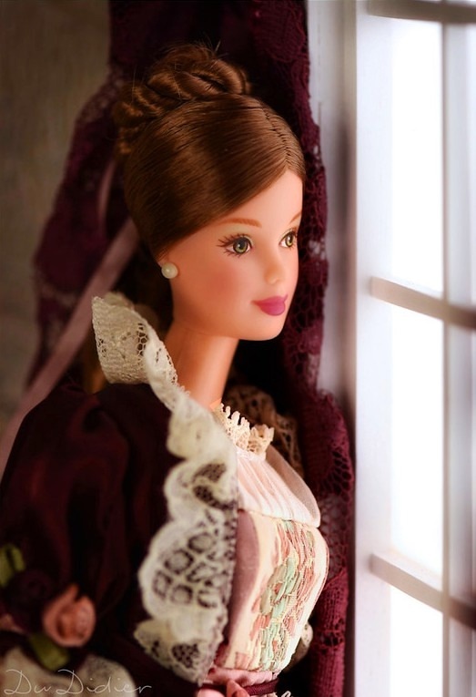 Кукла Барби викторианской эпохи с медведем Седриком Victorian Barbie and Cedric bear 1999