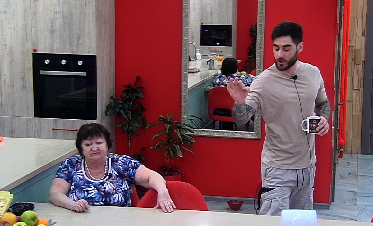 Людмила Николаевна и Тигран Салибеков (фото из эфира на «Okko»)