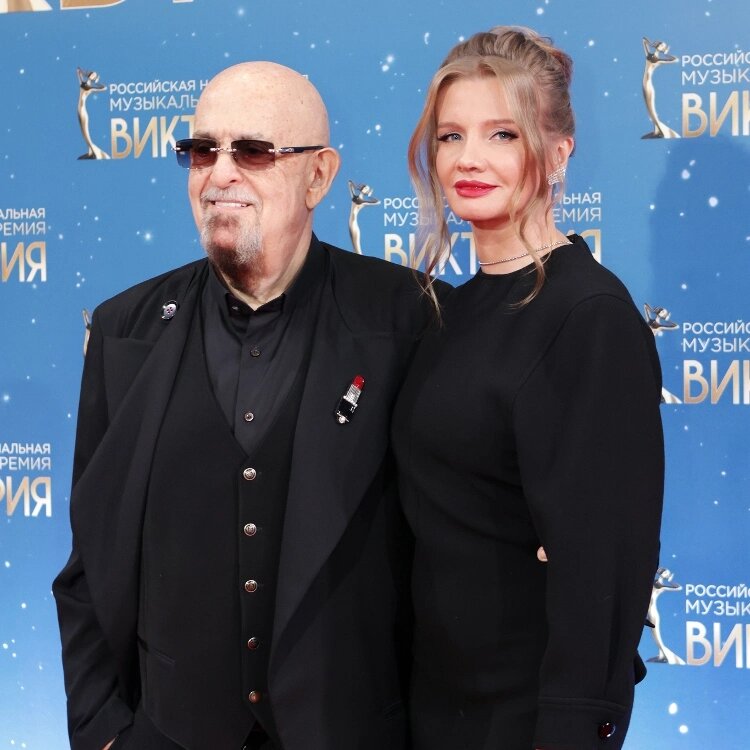 Михаил Шуфутинский и Светлана Уразова📷
