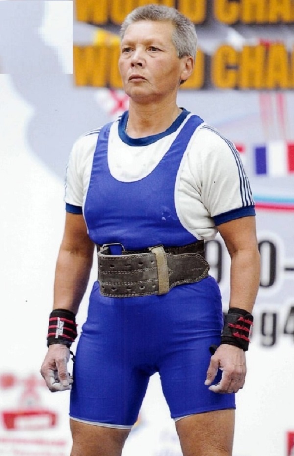    Надежда Апрелова сейчас готовится к соревнованиям, которые пройдут в Чкаловске в конце мая