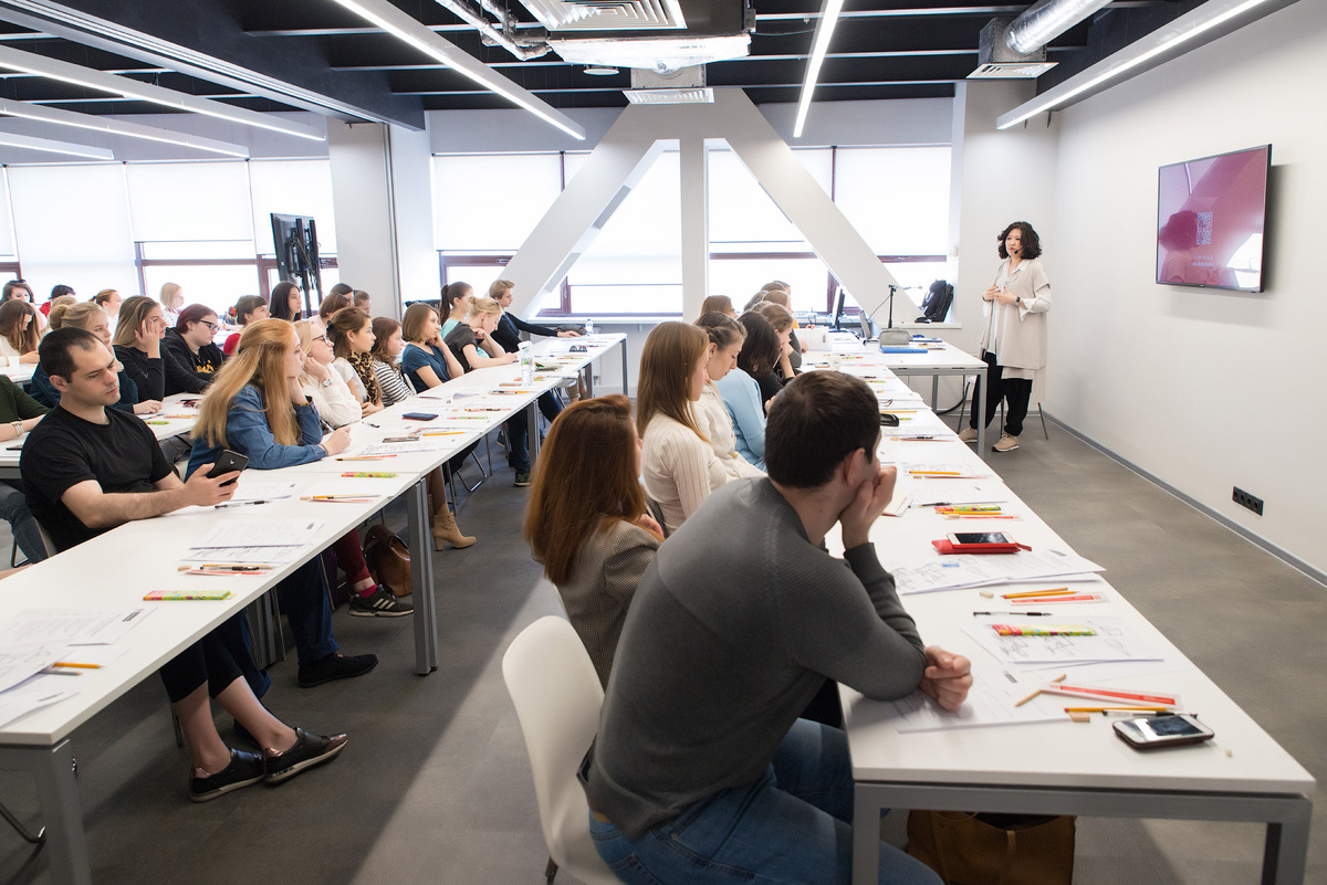    Как учёба в Школе Дизайна НИУ ВШЭ открыла двери в индустрию моды