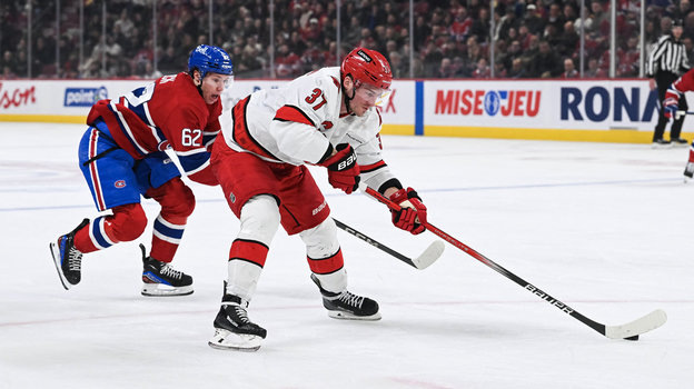    Оуэн Бек и Андрей Свечников.Imagn Images USA Today Sports