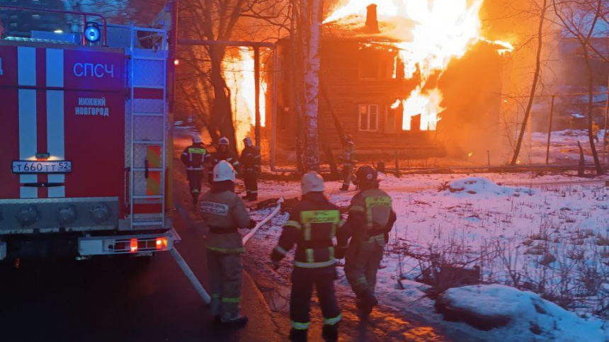    Фото: Telegram/МЧС Нижегородской области/mchs52; 5-tv.ru