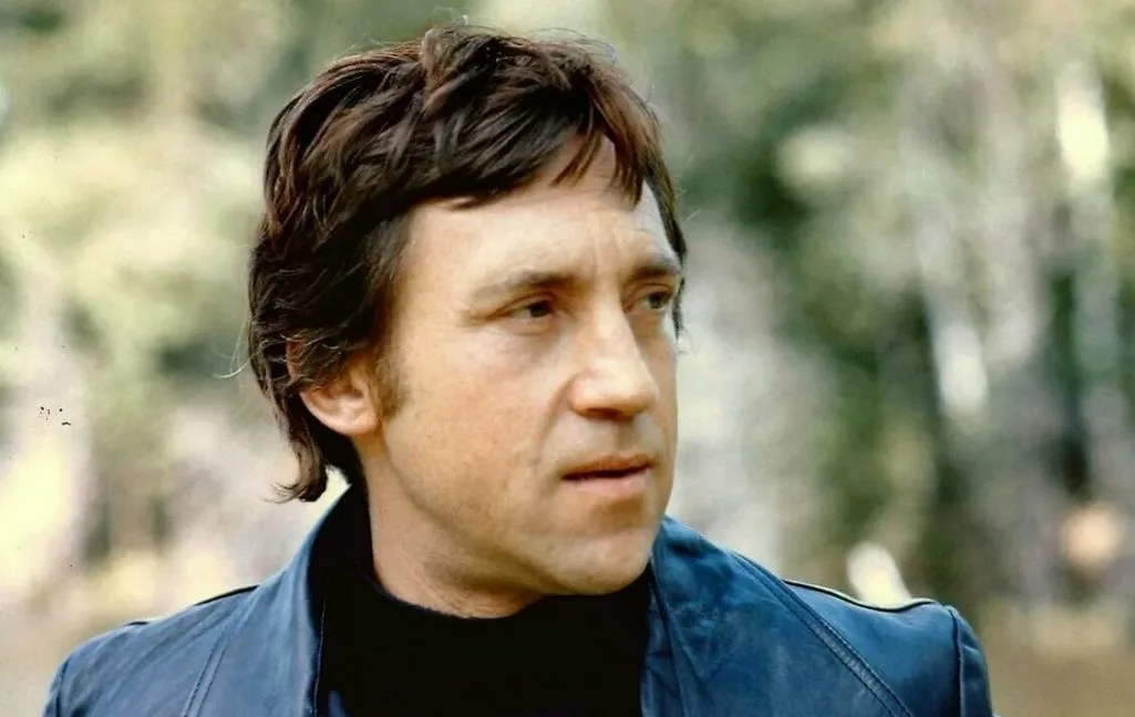 Высоцкий. Источник изображения: сайт stihi.ru