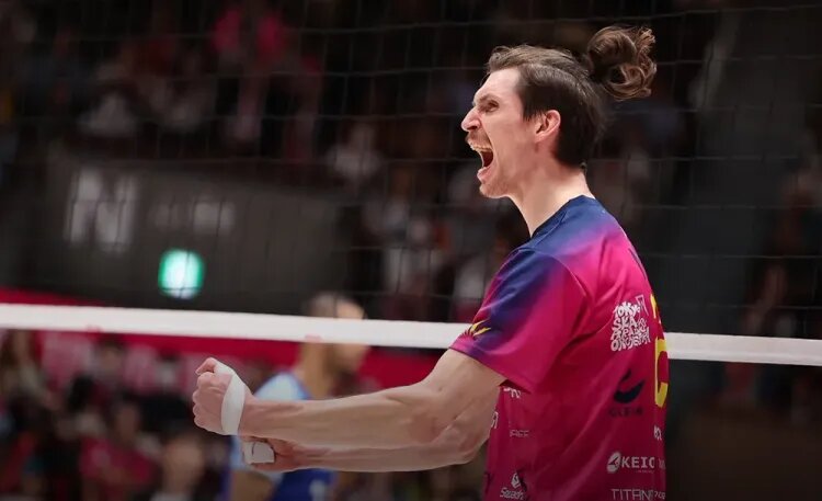    Мацей Музай   
Источник фото: ВК «Токио Грейт Бирз»