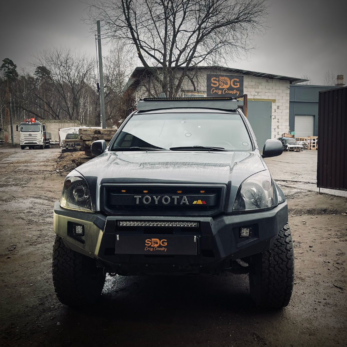 Установка пневмосистемы Toyota Prado 120