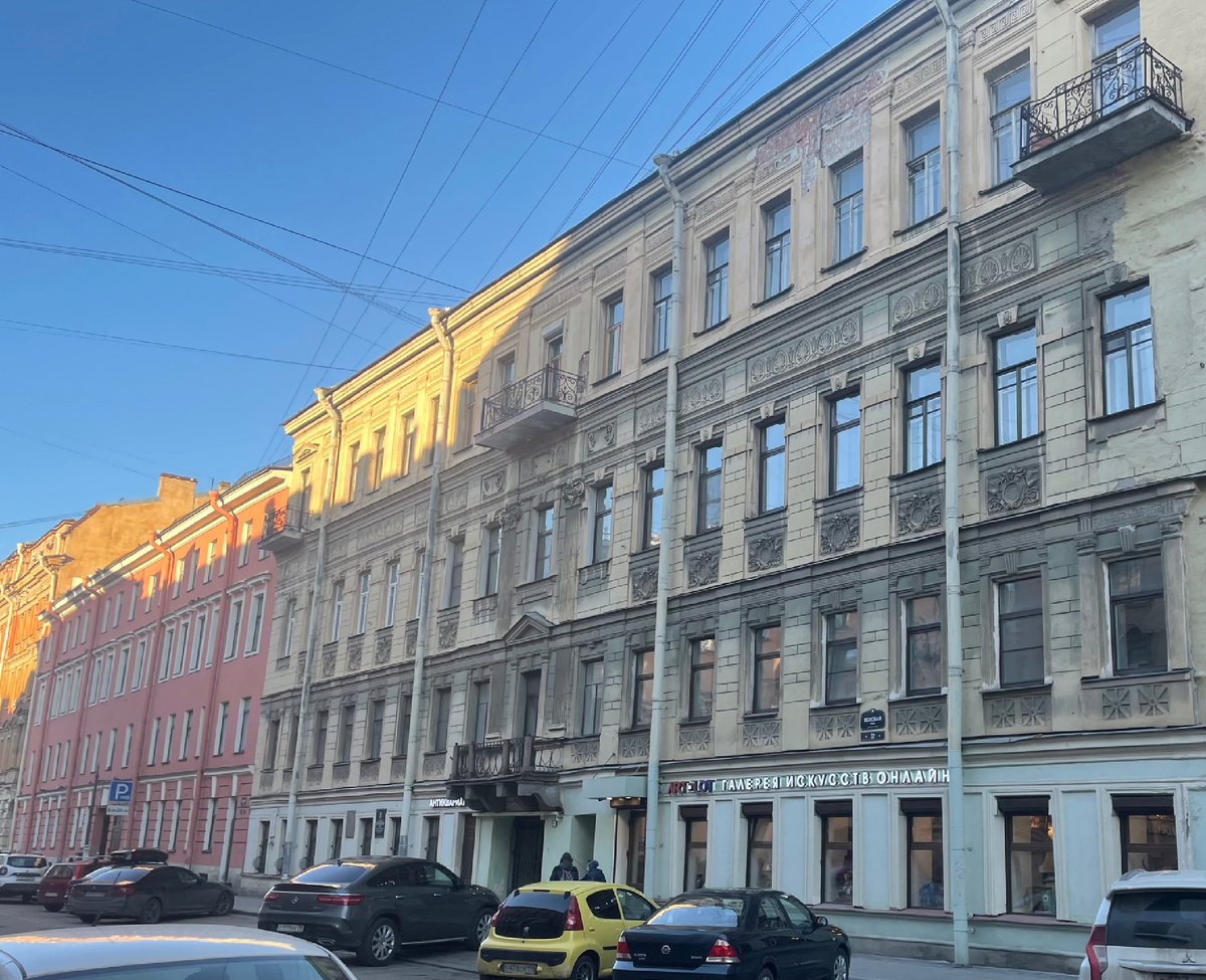 В этом доме на улице Моховой, 32 Ида Рубинштейн жила в семье Горвиц (Фото автора)