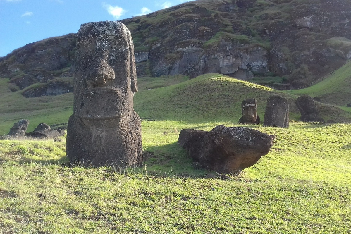     Загадка Рапа-Нуи: куда исчезли жители Острова Пасхи