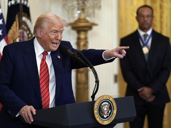    © AP Photo / Pool via AP