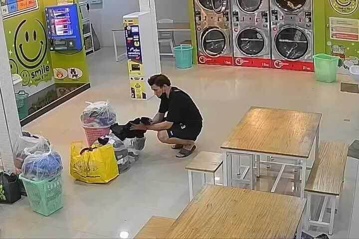 - Это берем! А это пусть сами носят... 
