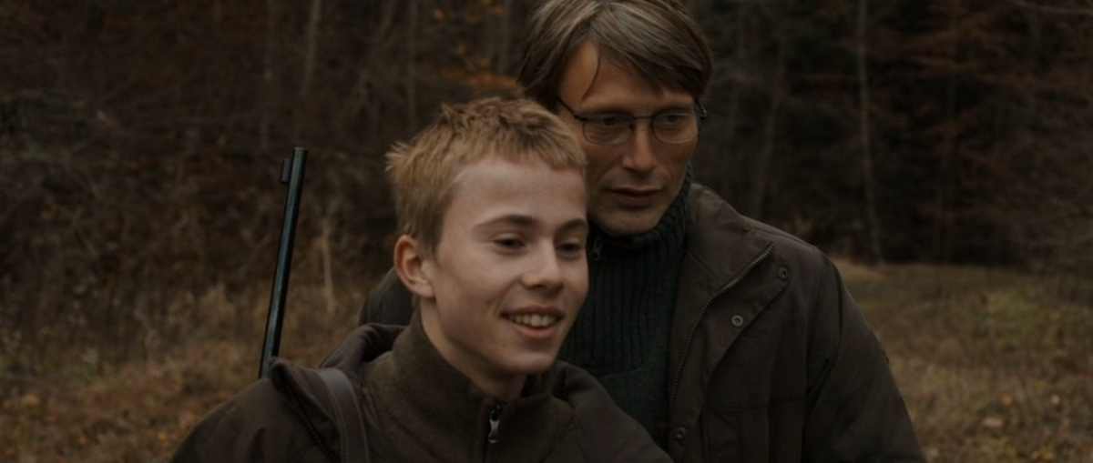 Кадр из фильма "Охота" 2012 г. реж. Томас Винтерберг