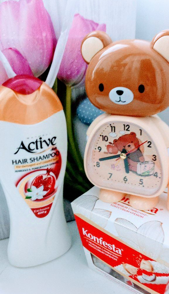 Катюшка получила от одноклассников и классного руководителя 🌸