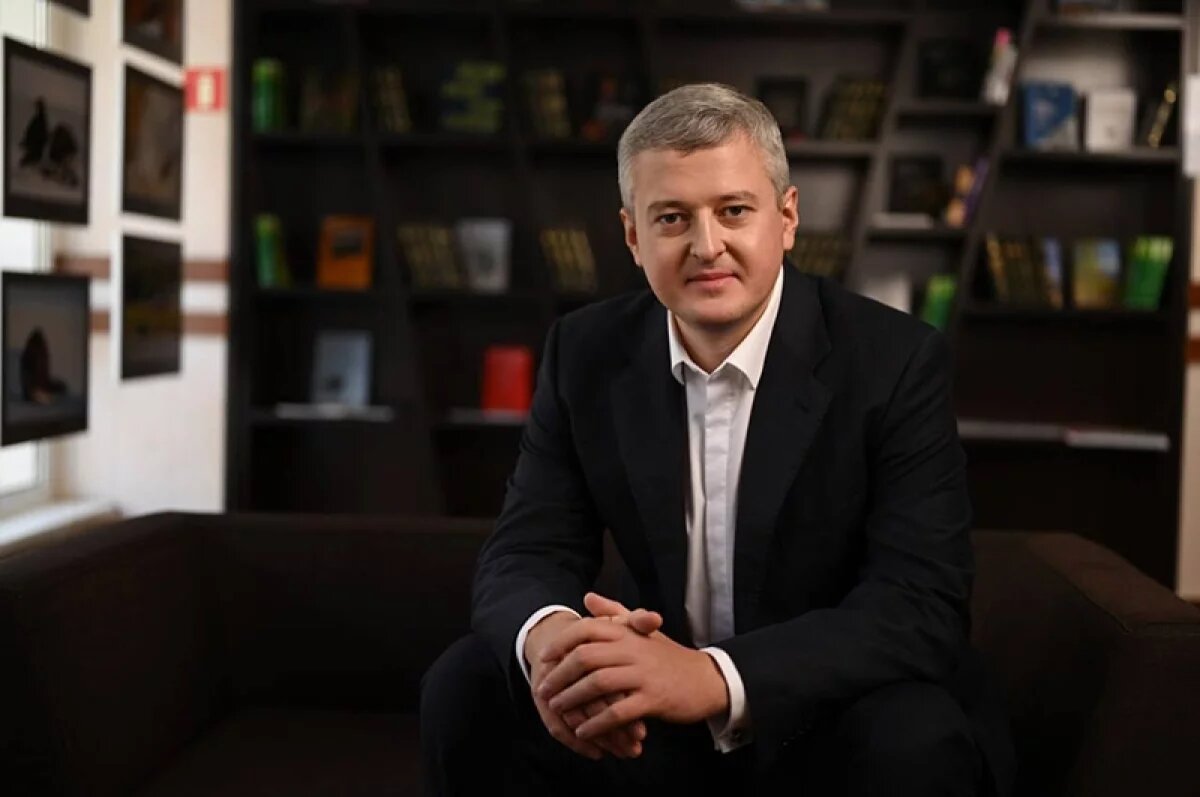    Владимир Солодов поздравил камчатских женщин с 8 марта