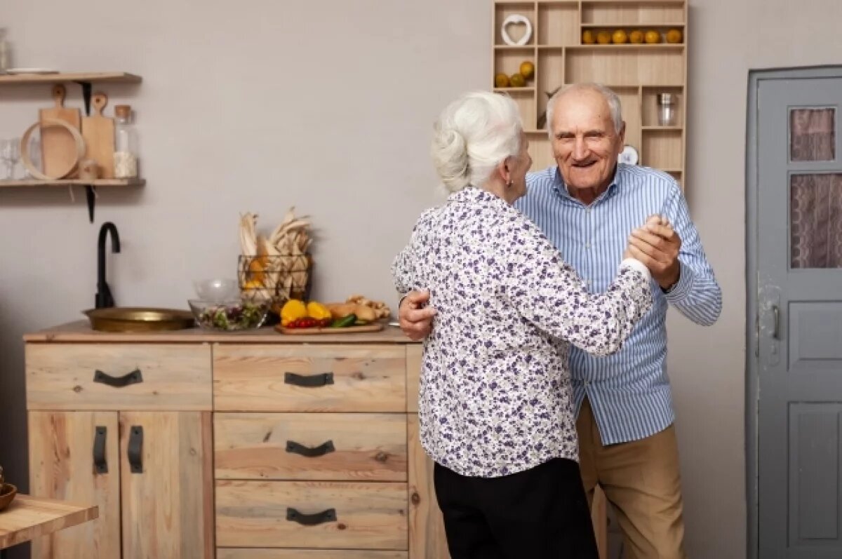    В Омской области проживает почти сто омичек старше 100 лет