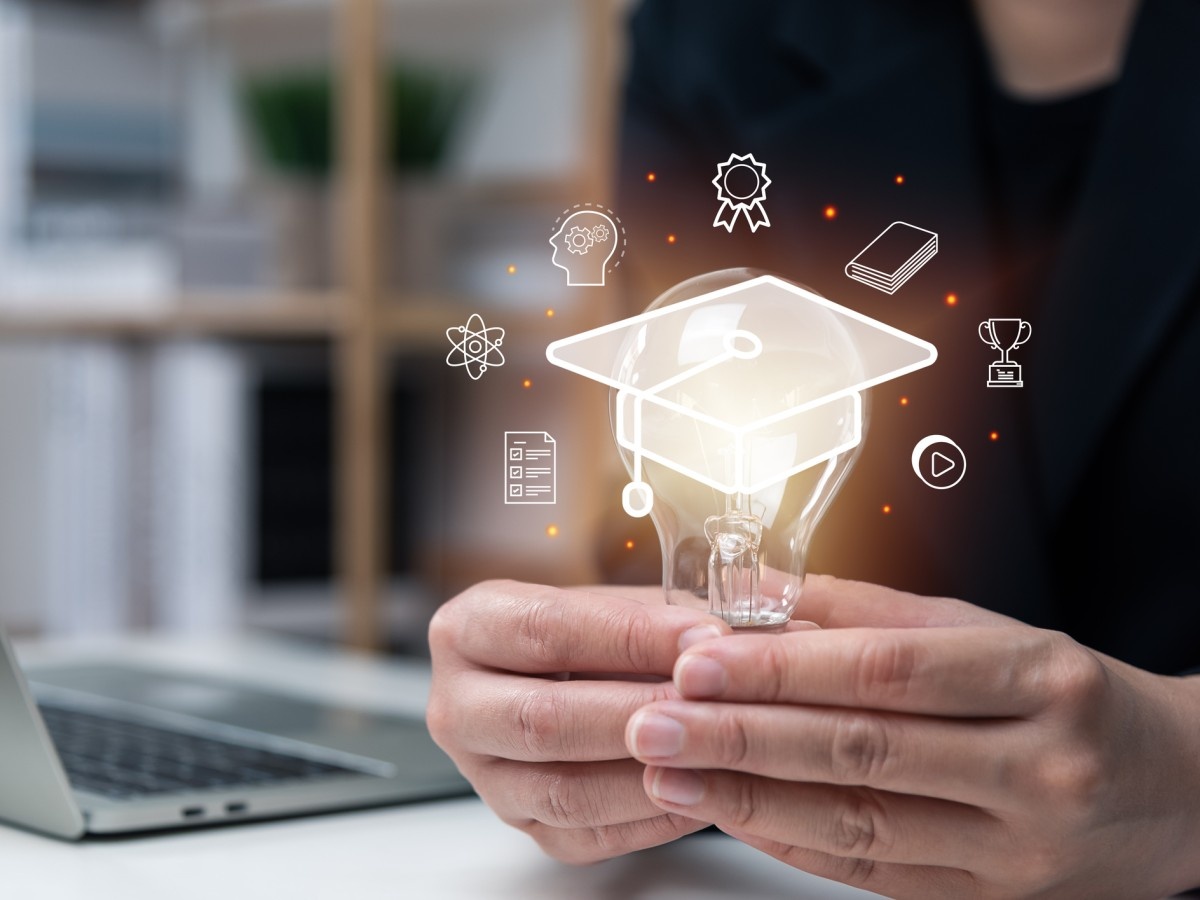    Исследование: ИИ чаще используют образованные люди