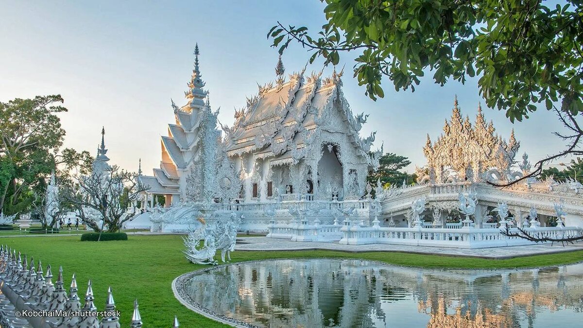 Wat Rong Khun в Чианг Рае